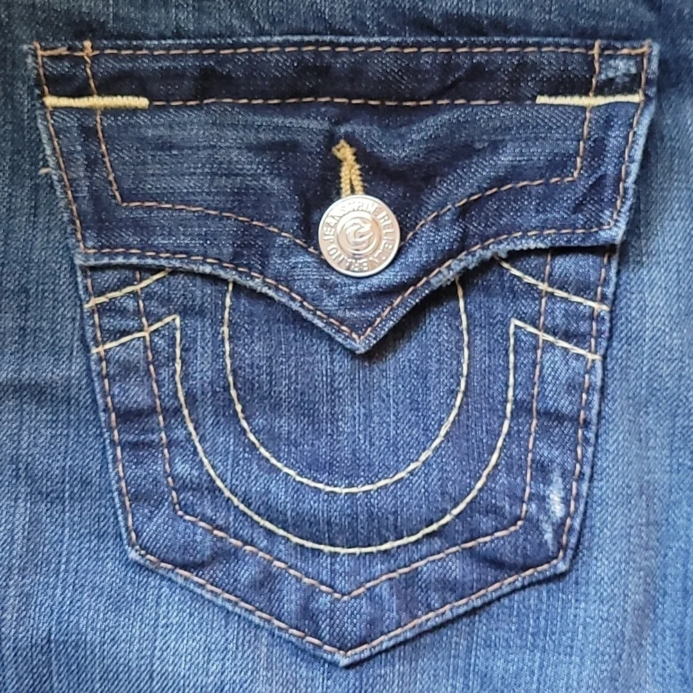 True Religion Abby fray hem denim skirt